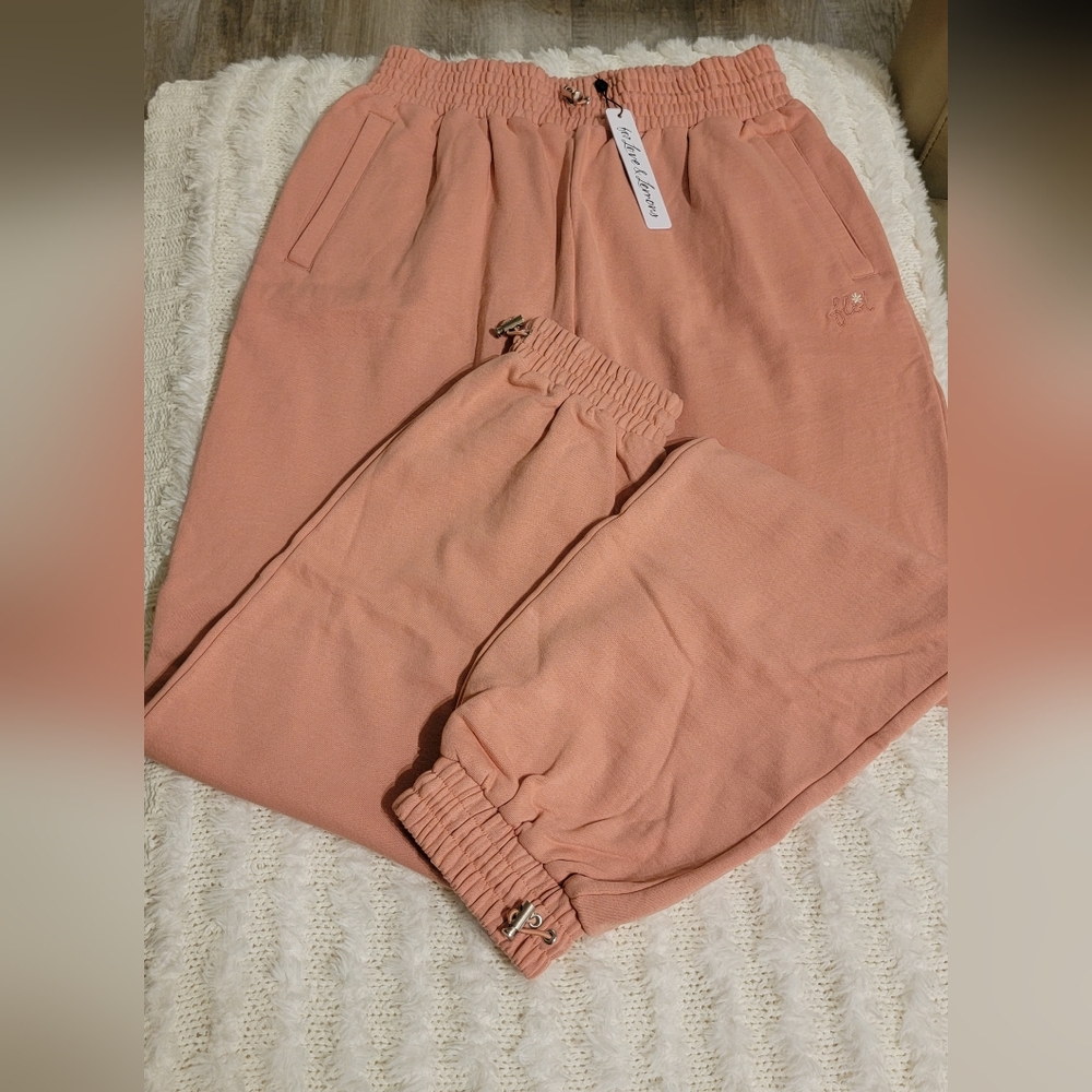 For Love & Lemons NWT Highwaisted Sweatpant with Silver Accents Size Medium